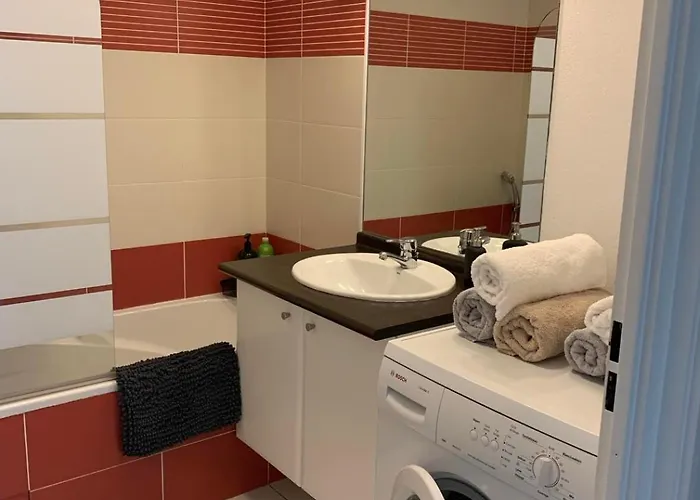 Le Petit Bruxelles Au Calme *